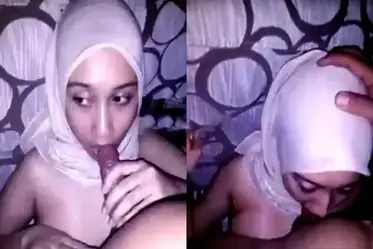 Bokep Jilbab Wawa Deepthroat Totalitas Indo Viral Panas Hot poster