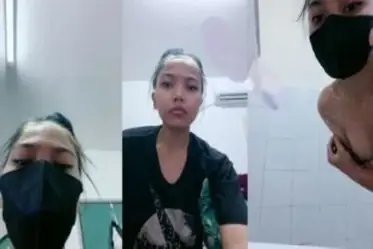 Host Live Mandi Bugil Jilat Nakal Hot poster